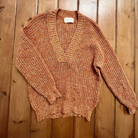 Catalina Sweaters - VINTAGE Catalina V-neck Orange Knit Pullover Sz S